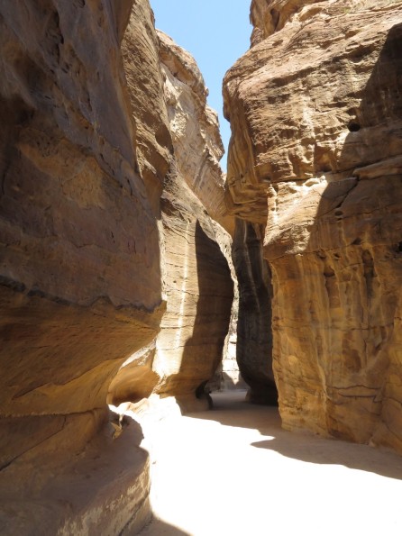 Die Schlucht der Felsenstadt Petra Jordanien